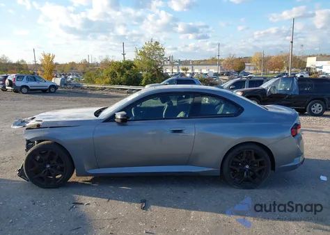 2025 BMW M240 I xDrive из США, поврежденный, VIN 3MW53CM08S8F22101